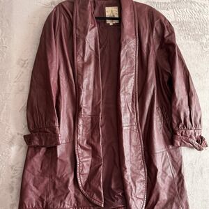 AVANTI Burgundy Leather Trench Coat Women's Size L Classic Style